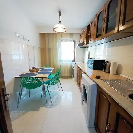 Apartment Vero Apartament Central Rm Valcea *